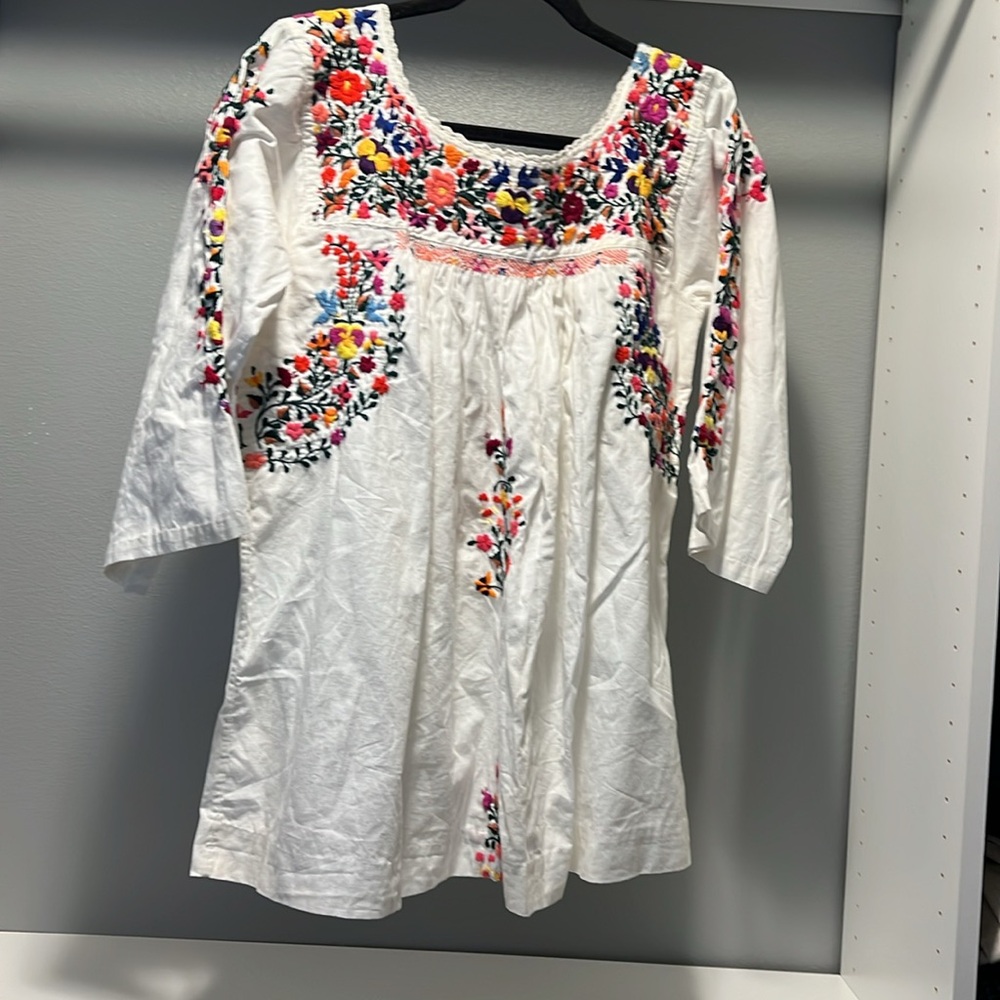 Women’s traditional Mexican dress top embroidered long sleeve white shirt sz lg